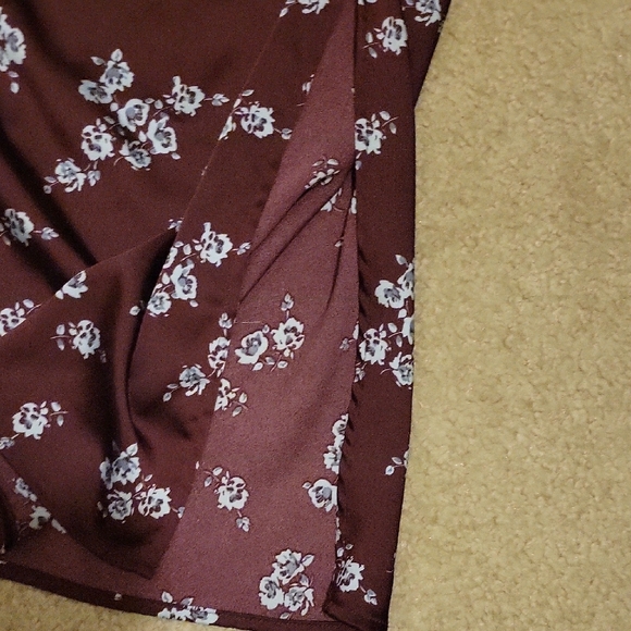 A New Day Short Sleeve Ruched Midi Shift Dress - Burgundy Floral - Womens S - Picture 5 of 5